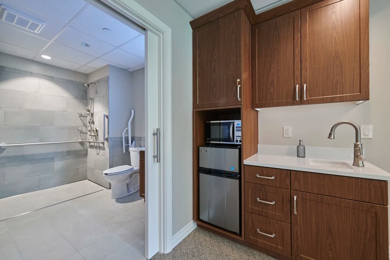 Nursing care private bathroom